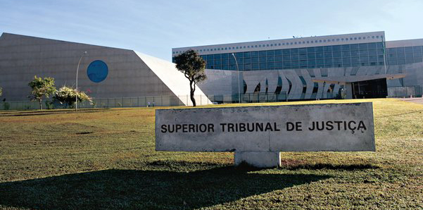 STJ aprova súmula sobre estupro de vulnerável