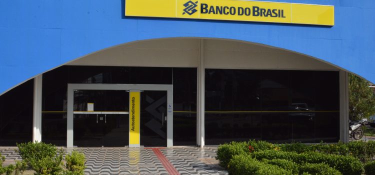 Servidores de Mato Grosso recebem salários na véspera do feriado