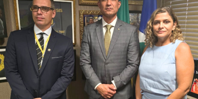 SINDEPO-MT e ADEPOL DO BRASIL se reúnem com deputado federal Coronel Assis